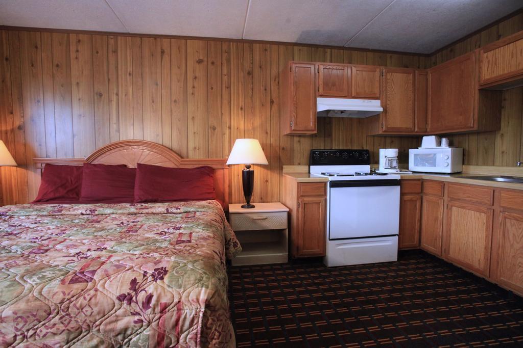 Regency Inn Pigeon Forge Buitenkant foto